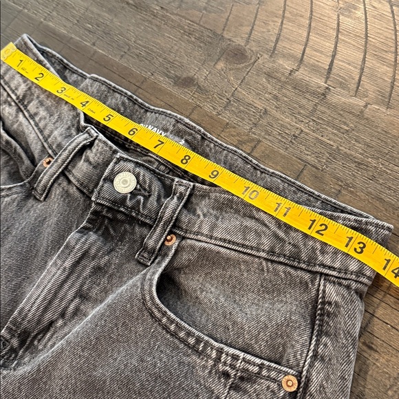 Old Navy High Rise Barrel Leg 2 Petite Black Light Wash Ankle Cropped Jeans NWOT - Picture 10 of 14